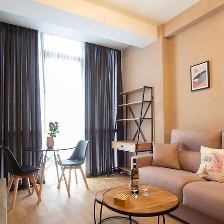 Apartment Krtsanisi 21 Tbilisi Ngoại thất bức ảnh
